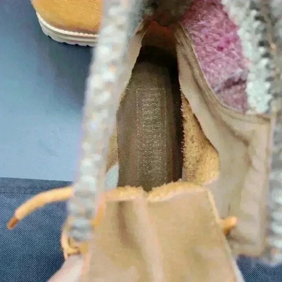 Beautiful MIXED BLUES Lace UpWomen’s  6 M Vintage Camel Leather Booties/ Ankle - Picture 8 of 12